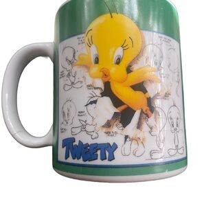 Vintage 1995 Tweety Bird Warner Bros Studio Coffee Mug Cup Looney Toons WB